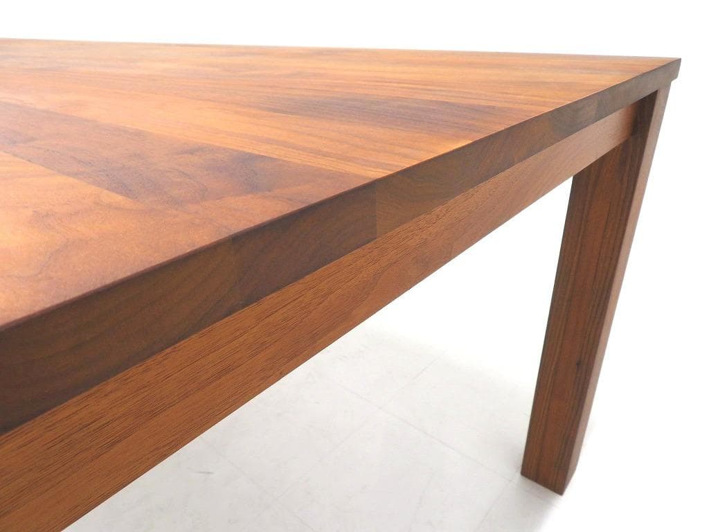 展示品　アクタス　REN　ウォールナット　無垢材　ダイニングテーブル　モダン