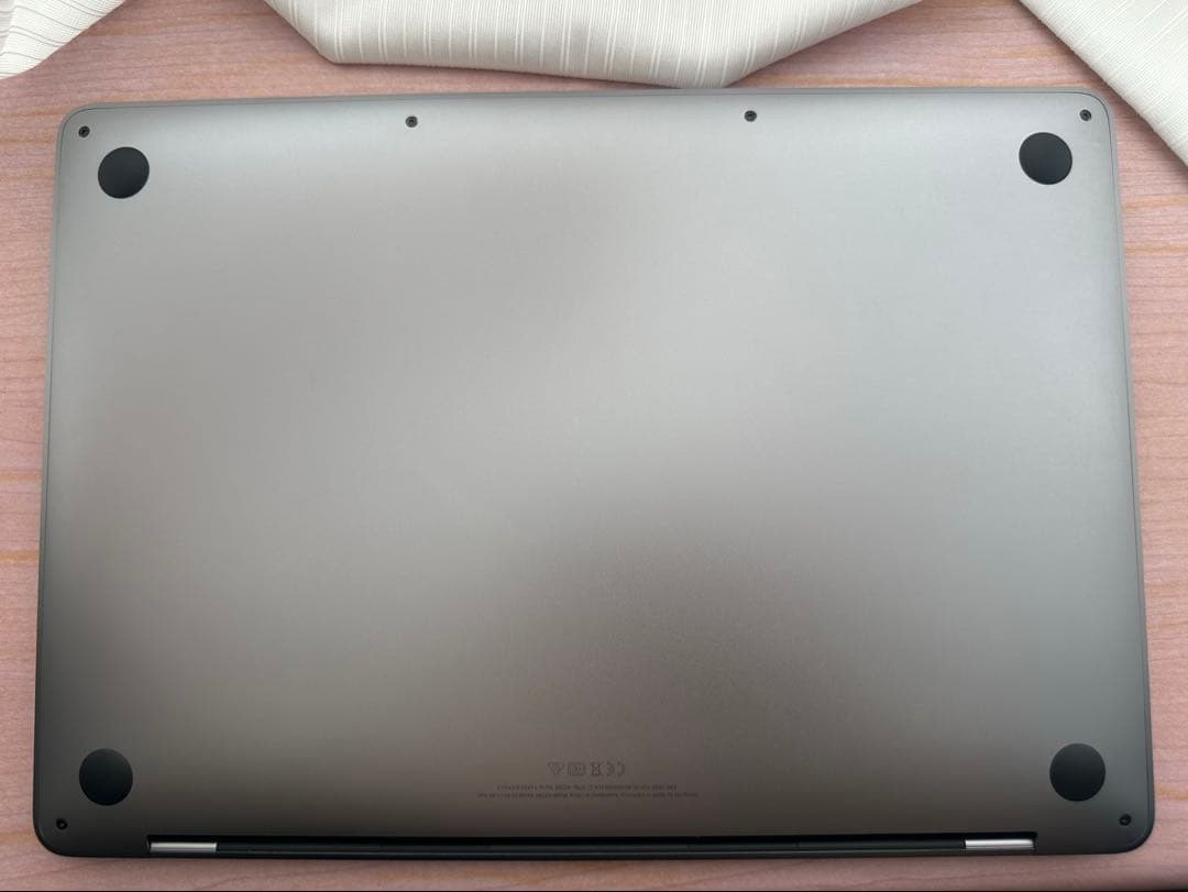 MacBook Pro 2020 13インチ 1TB 本体