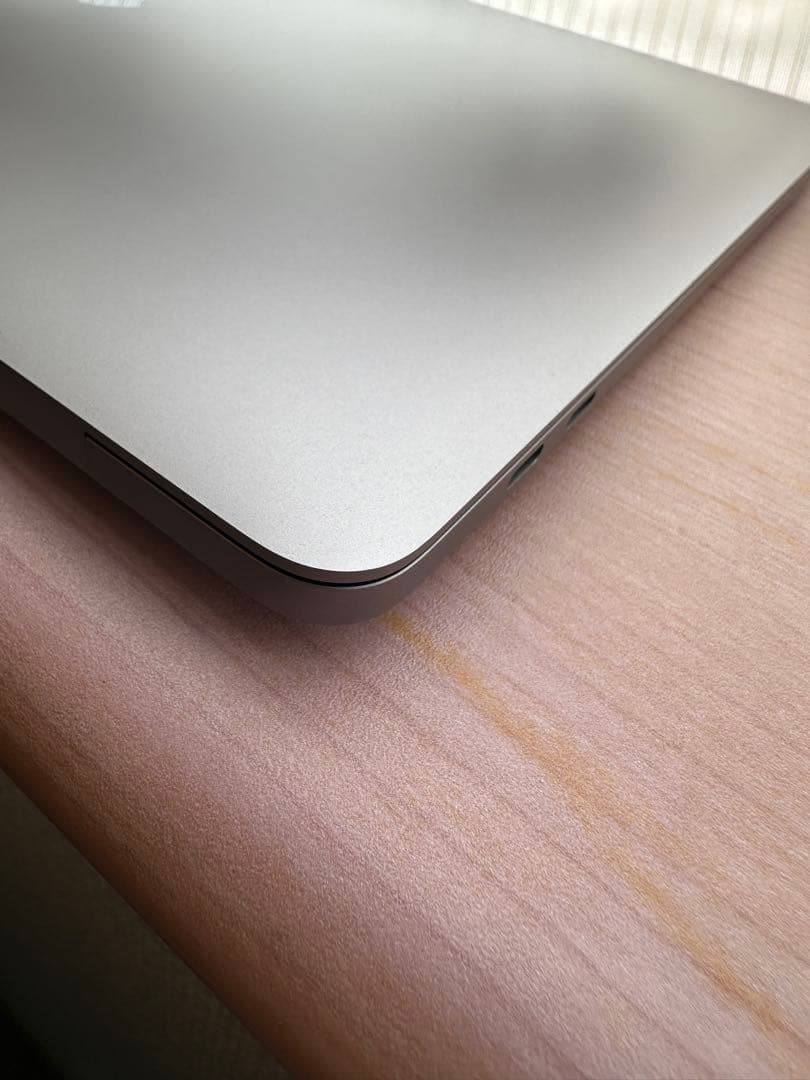 MacBook Pro 2020 13インチ 1TB 本体