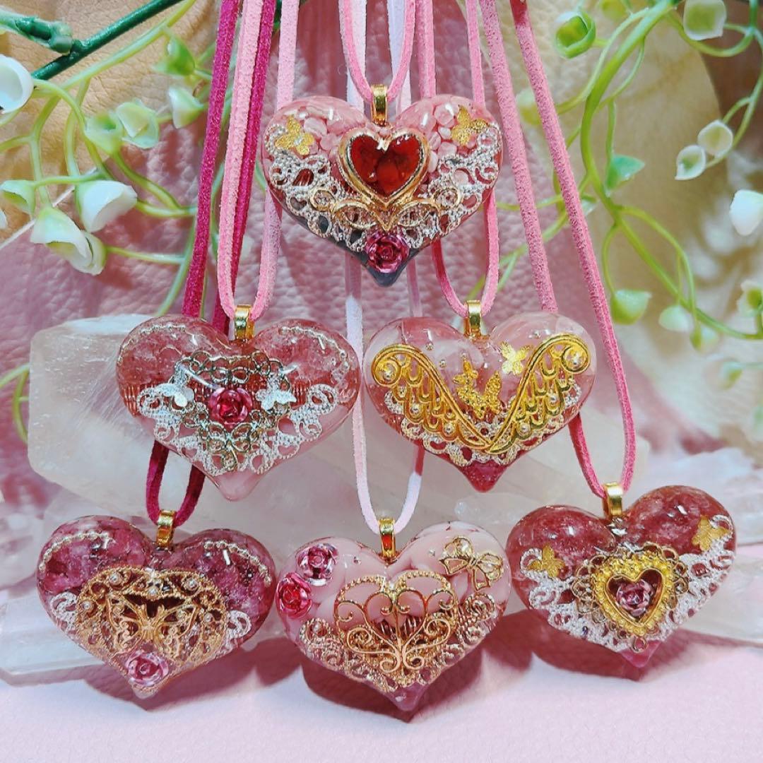 癒しのオルゴナイト❤️ピンクエピドート＋エンジェライト＋ロードナイトのハート型♡