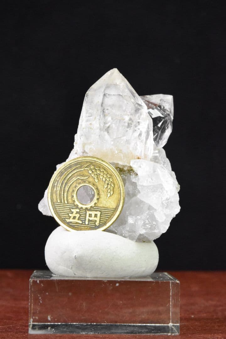 ガネーシュヒマール ラパ産 ホワイトファントムツインポイント