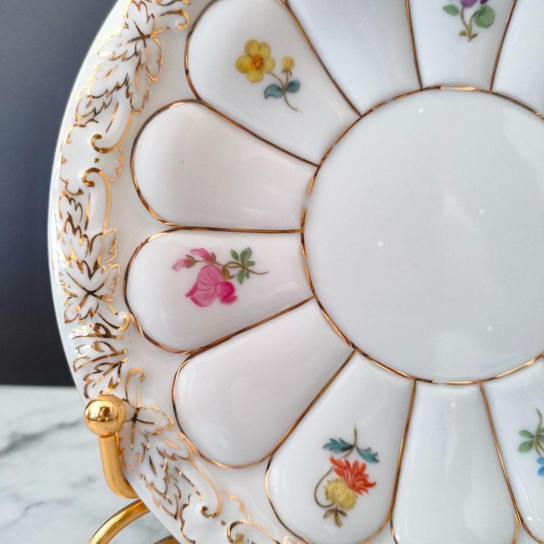 希少品★マイセン 宮廷の小花 Xフォーム トリオ 散らし小花 カップ&ソーサー