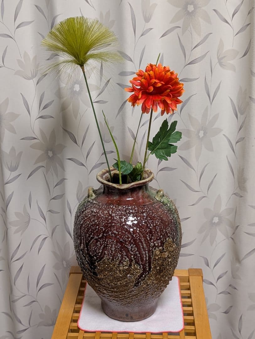 花瓶　インテリア　火色 　　石はぜ　焦げ　自然釉　信楽