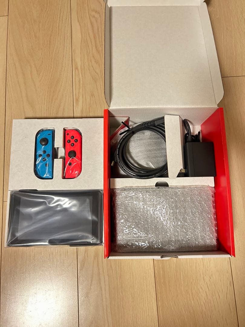 Nintendo Switch 本体【バッテリー強化版】