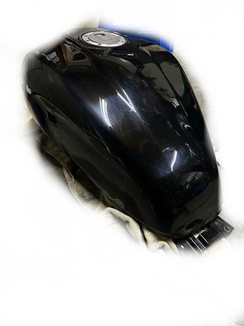 xjr400 rh02j タンク　燃料バルブ、センサー付　鍵付き