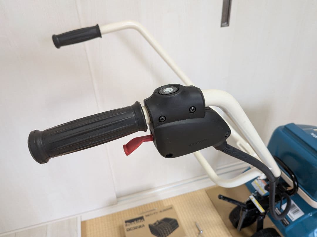 「マキタ MUK 360 DZ」耕運機 バッテリー2コ/充電器/フルセット！！！