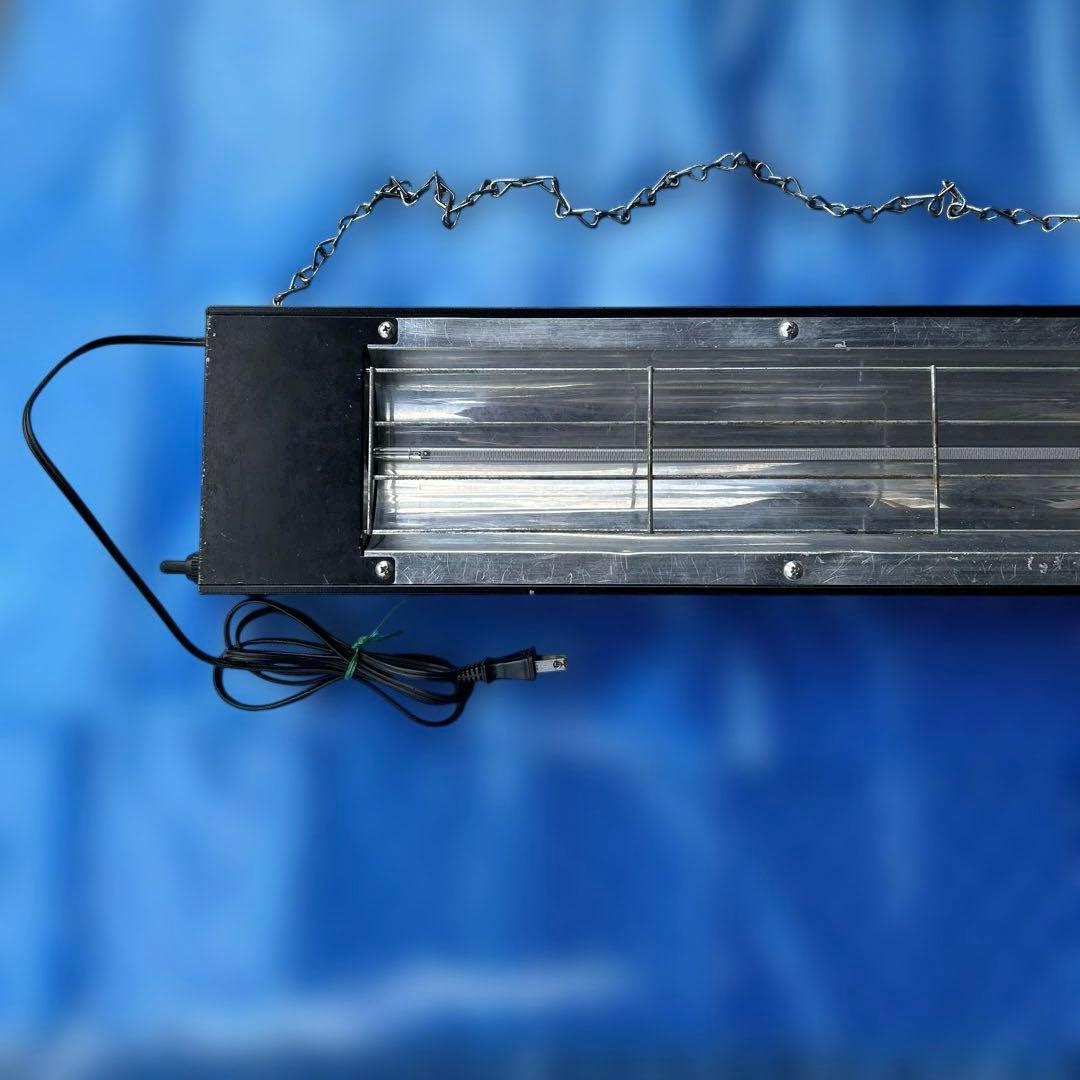 畜産用カーボンヒーター