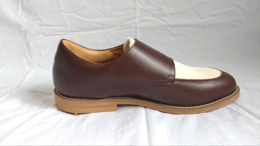 ゴルフシューズ　ADJUSTABLE