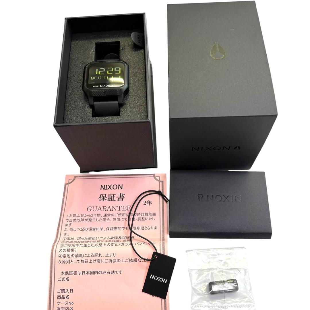 【極美品】NIXON ニクソン THE HEAT ALL BLACK　腕時計