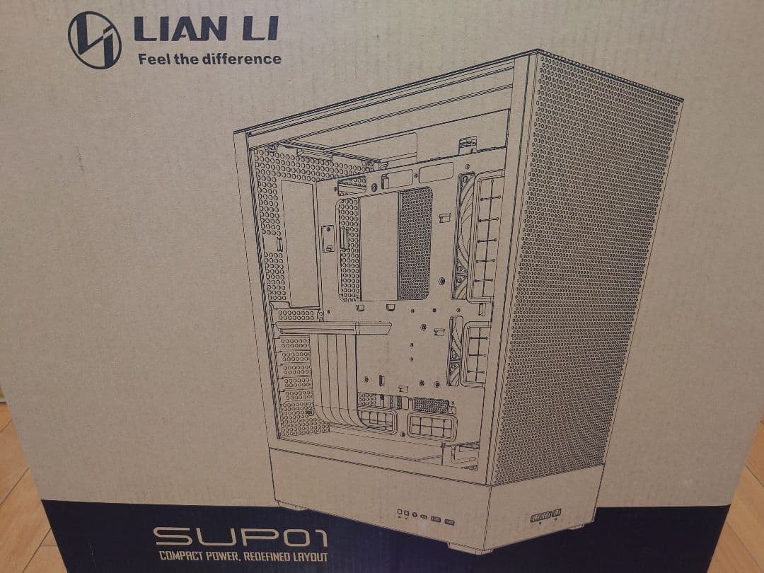 LIAN LI SUP01 ホワイト PCケース