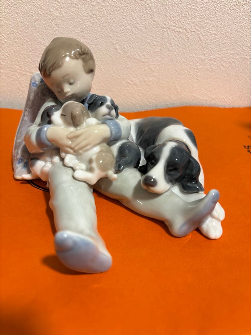 リアドロ　置物　子犬と少年　美品