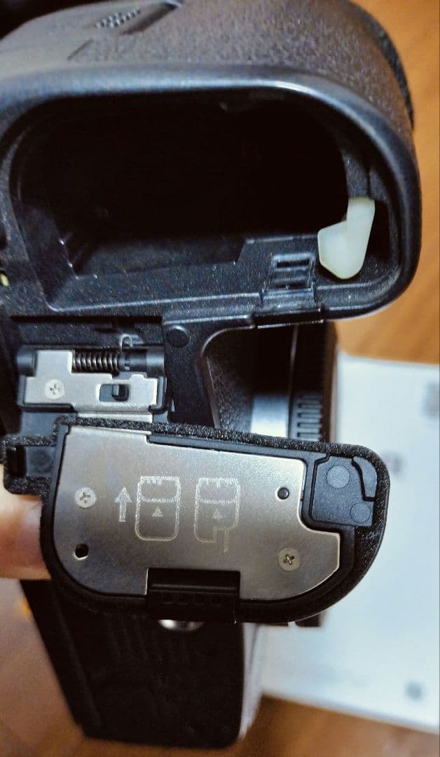 canon　EOS-R　ボディ　キャノン