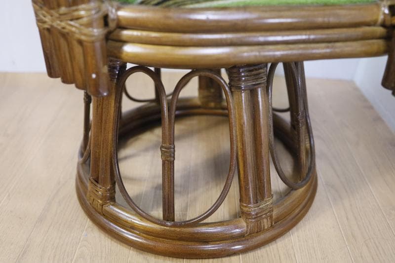 ほぼ未使用に近く極美品◆天然籐 座椅子/回転チェア 【ハイタイプ】 肘付き