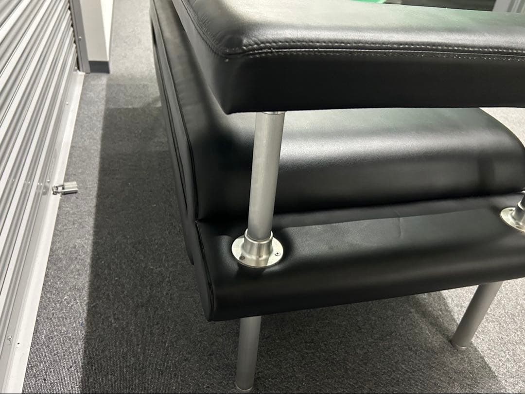 E&Y マガジンソファ 本革レザー　ブラック　マイケルヤング　2.5人掛けソファ