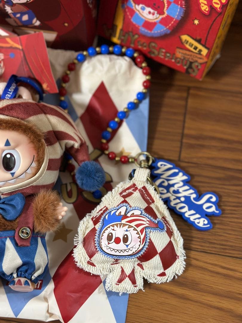 ポップマート WHY SO SERIOUS ペンダント JUGGLING