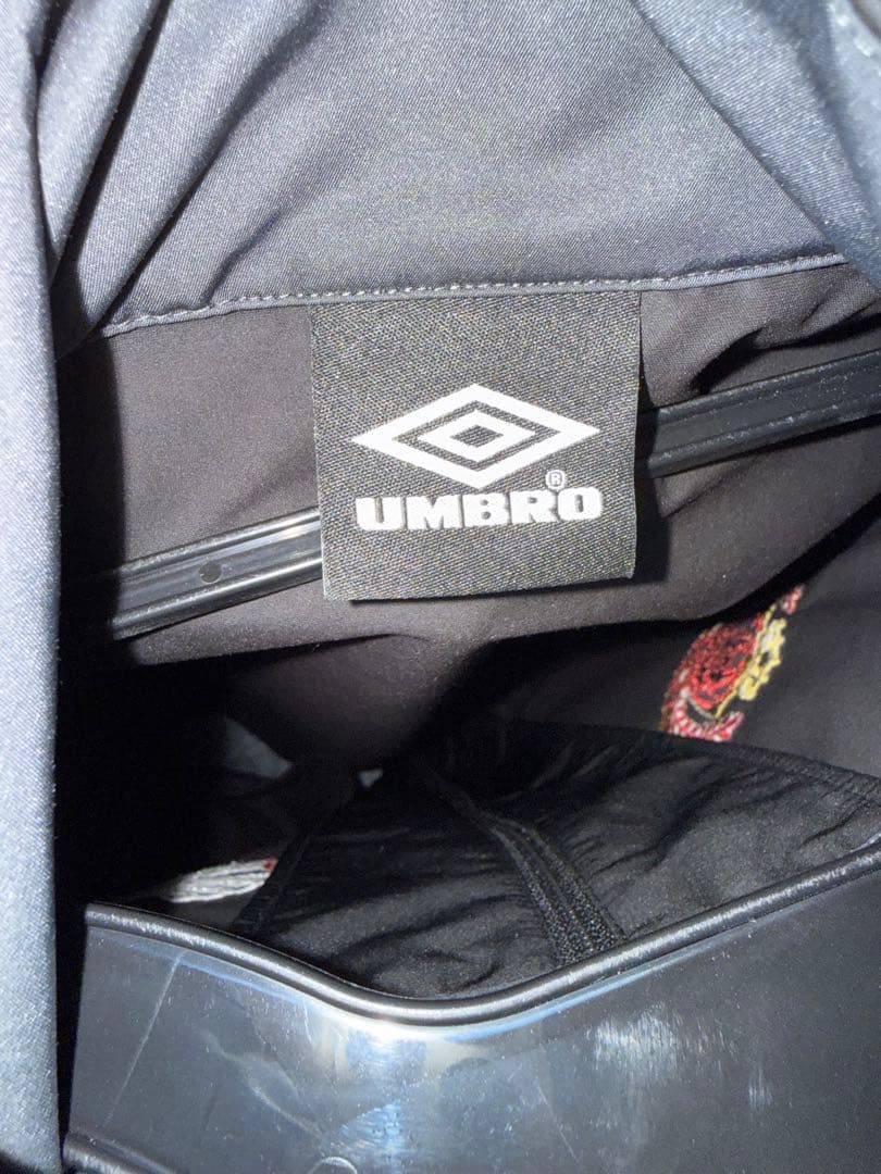 umbro 9090コラボナイロンジャケット