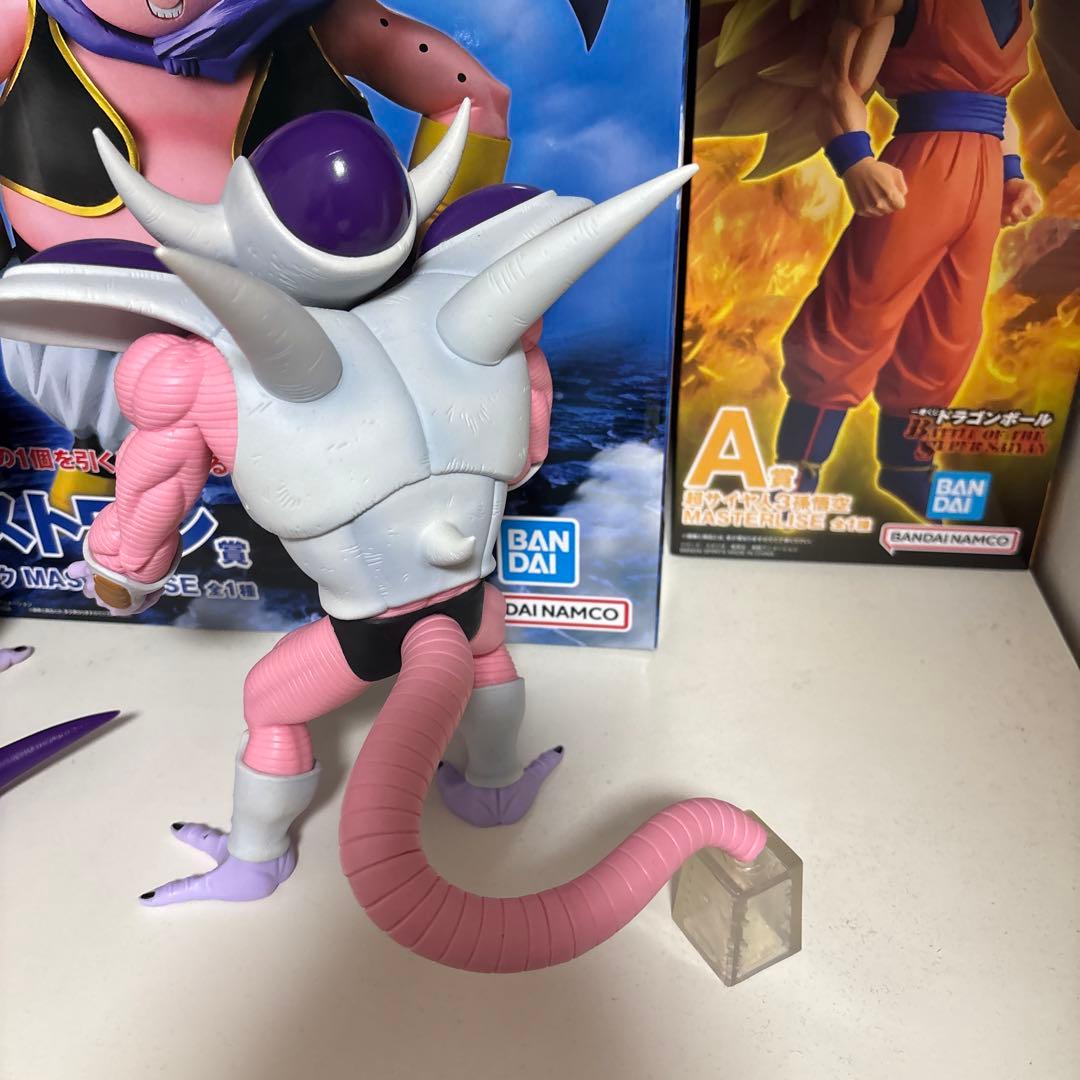 ドラゴンボール 一番くじ フリーザ 第二形態、第三形態