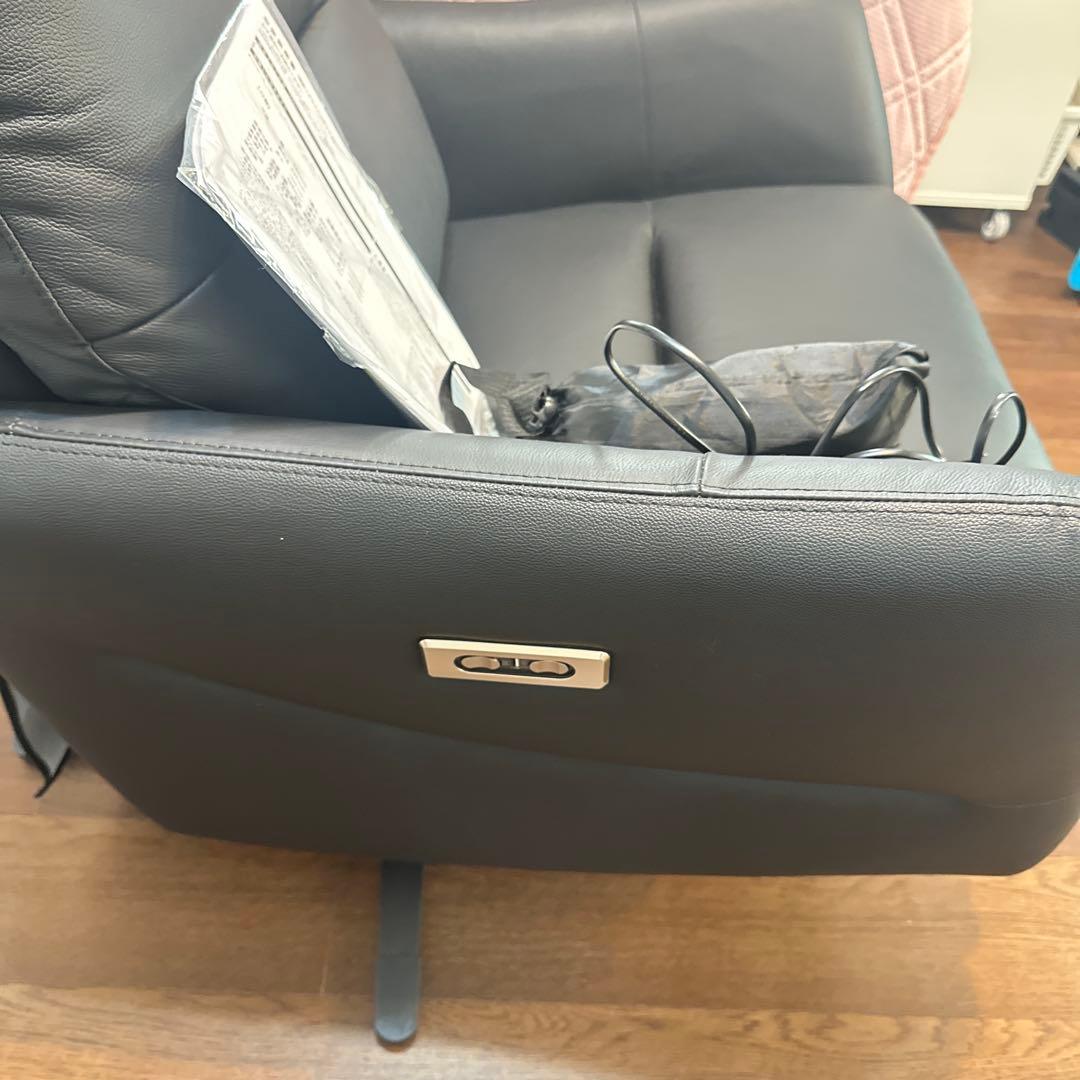 ニトリ 電動リクライニングパーソナルチェア2モーター LE01