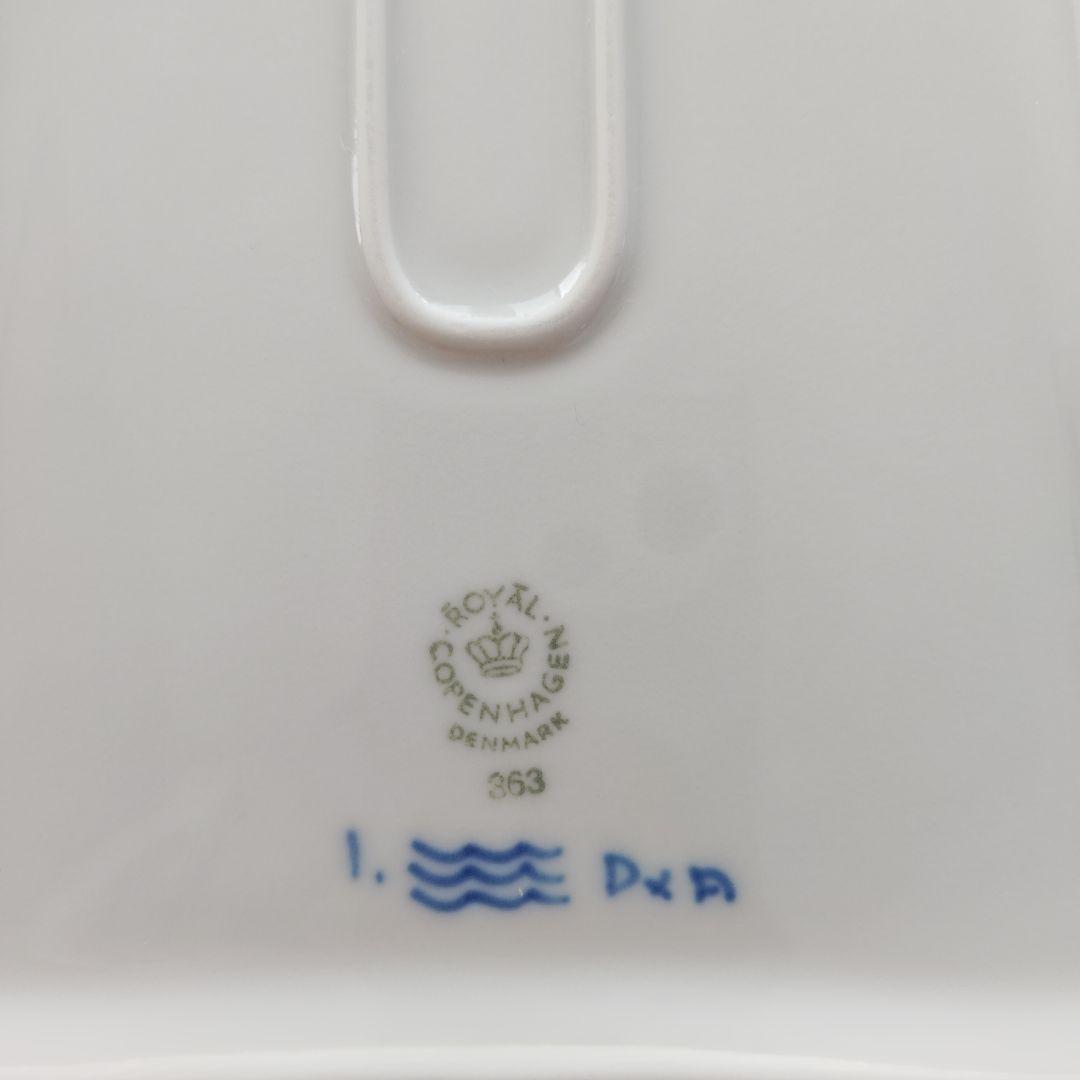 ロイヤルコペンハーゲン　ブルーフルーテッド　フルレース　スクエア皿