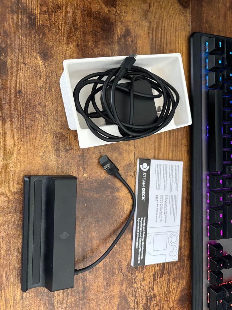 Steam Deck 1TB LCD、ドック、ケース、256gb SDカード