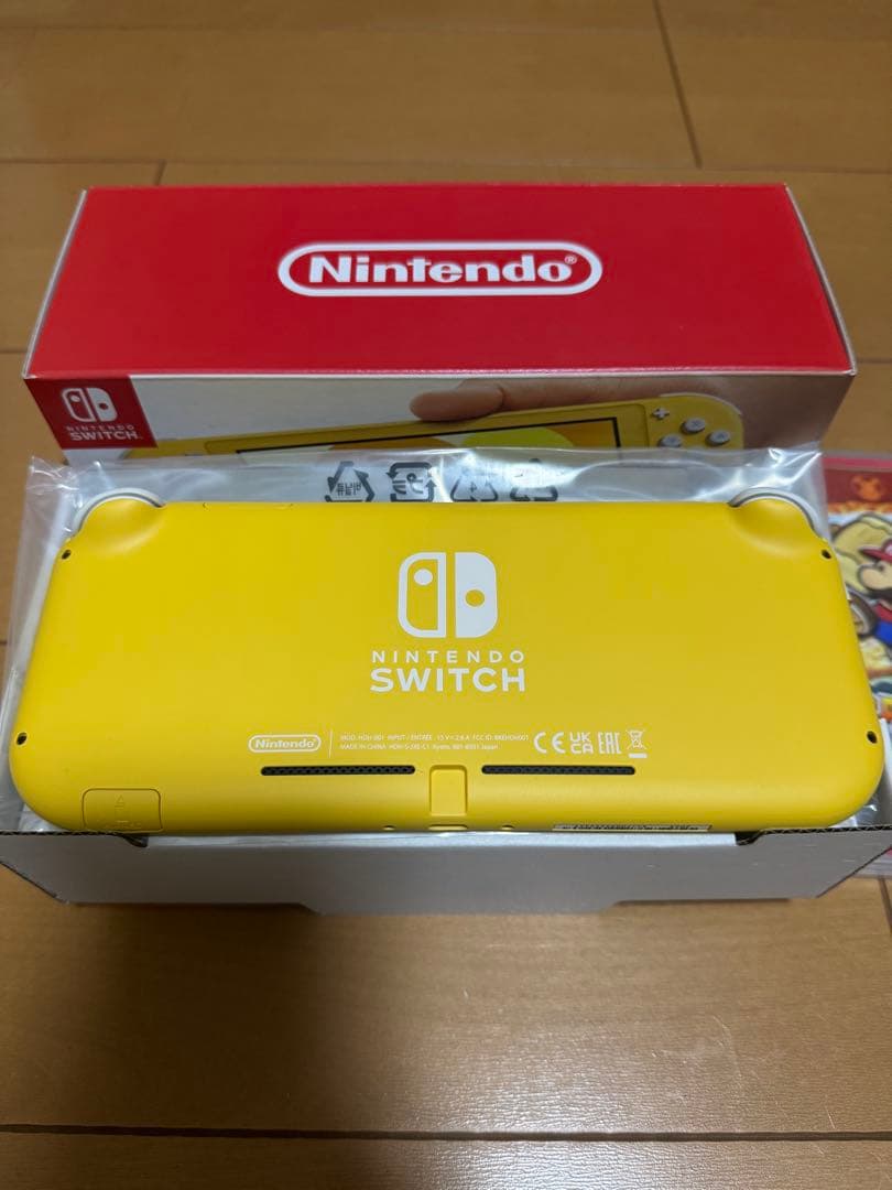 美品 Nintendo Switch Lite イエロー