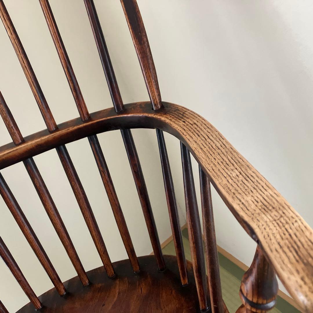 ボウバックチェア　イギリスアンティーク　アーム付き　ウィンザーチェア ー　椅子