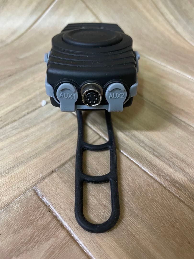 SENA SR10 Bluetooth 本体のみ　バイク用品