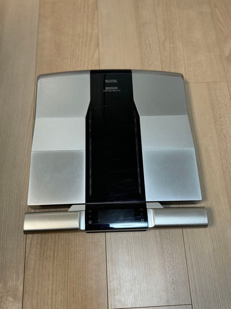 ※R様※ タニタ インナースキャン 体脂肪計 シルバー/ブラック
