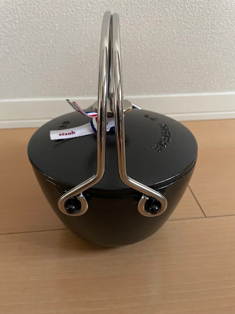 美品　ストウブ　Staub ケトル　ラウンドティーポット　ブラック　黒