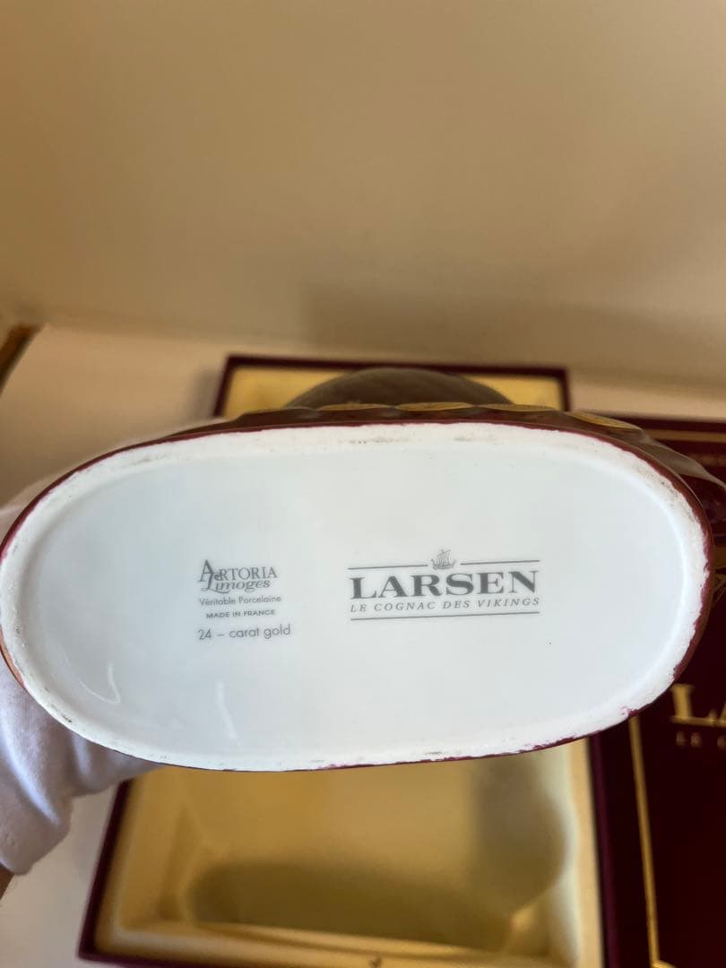 未開栓ラーセンシップ ビンテージ　超貴重　マーブルレッド