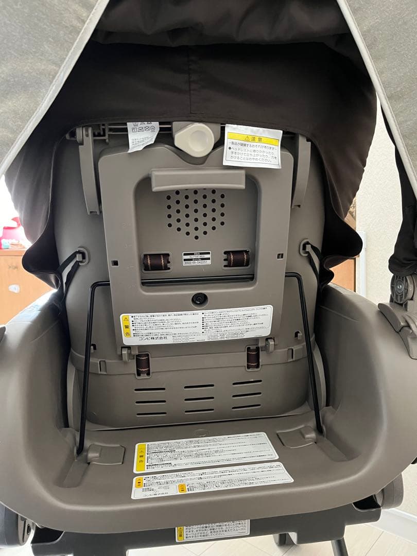 コンビ ネムリラAUTO SWING BEDi エッグショック おやすみドーム