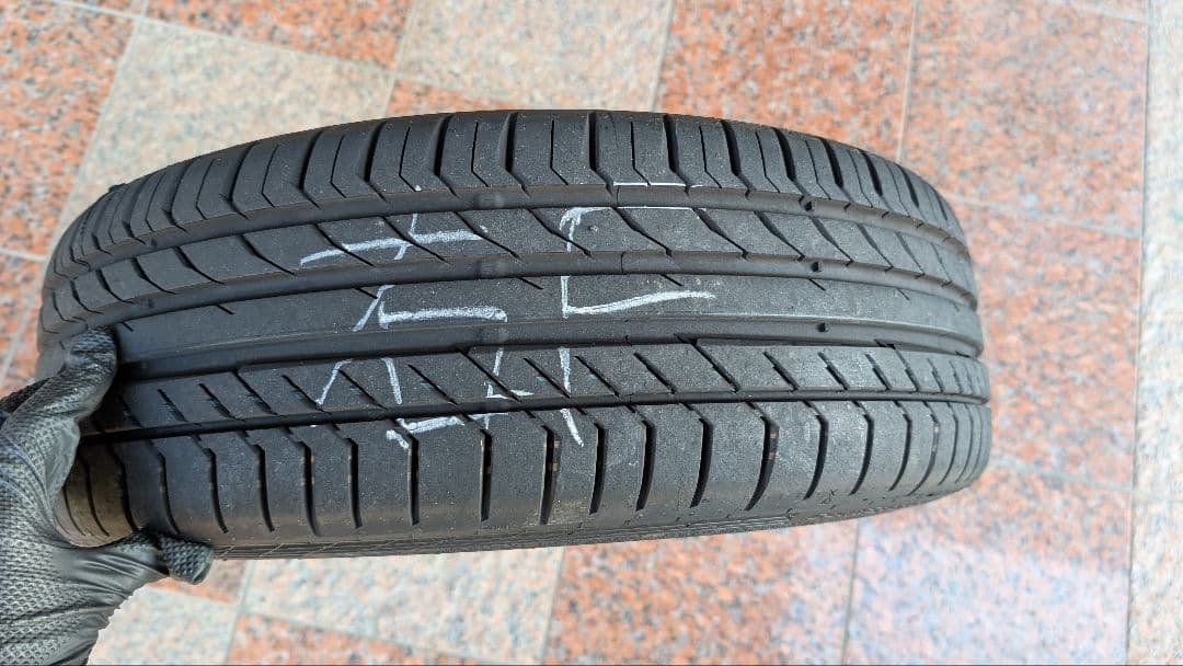 ③ スイフトスポーツ ZC33Sファイナルエディション 純正タイヤ&ホイール1本