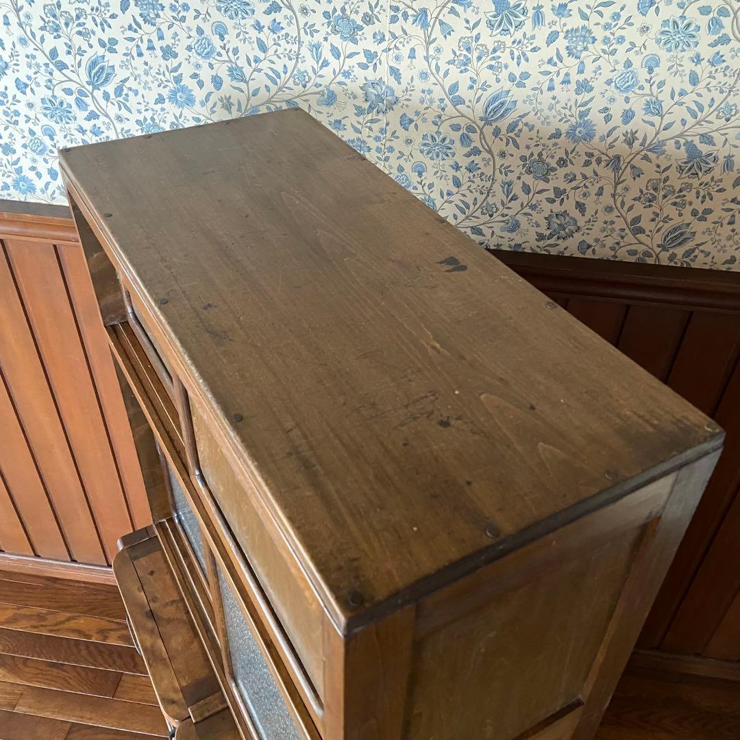 アンティーク　食器棚　置き台付き　希少な棚　ダイヤガラス　戸棚　昭和レトロ