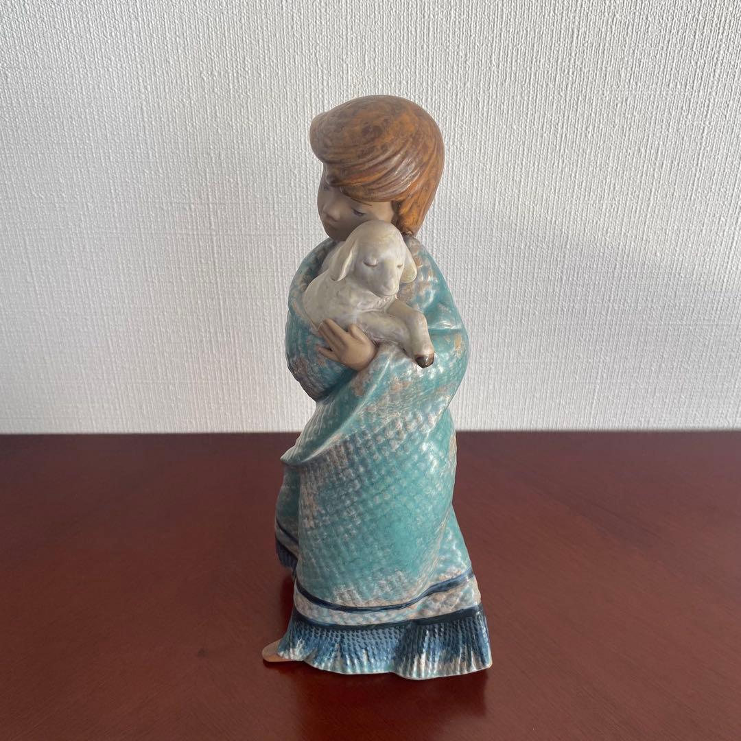 LLADRO リヤドロ　『 やっと会えた仔羊 』 置物
