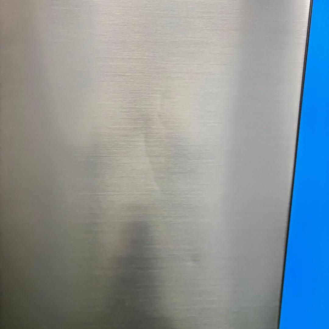 521 AQUA 大型冷蔵庫 300L強 小型　家庭用 左開き 自動製氷 マット