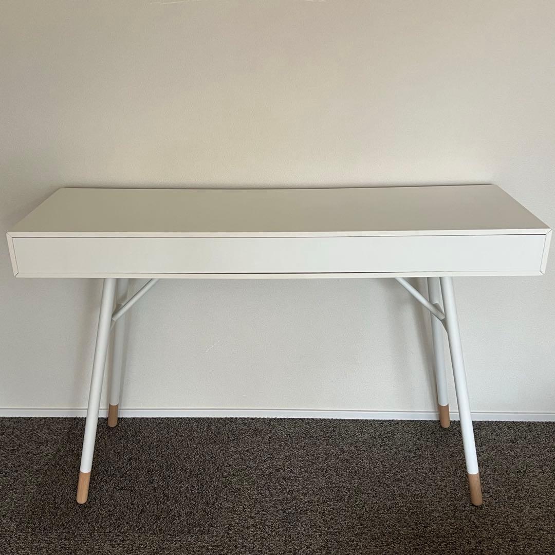 BoConcept Cupertino コンソールテーブル