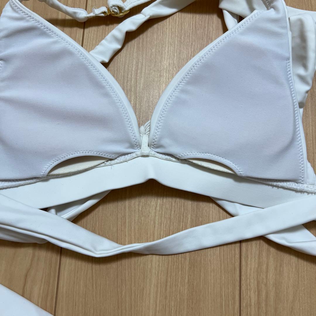ホワイト ノンワイヤービキニ 7M