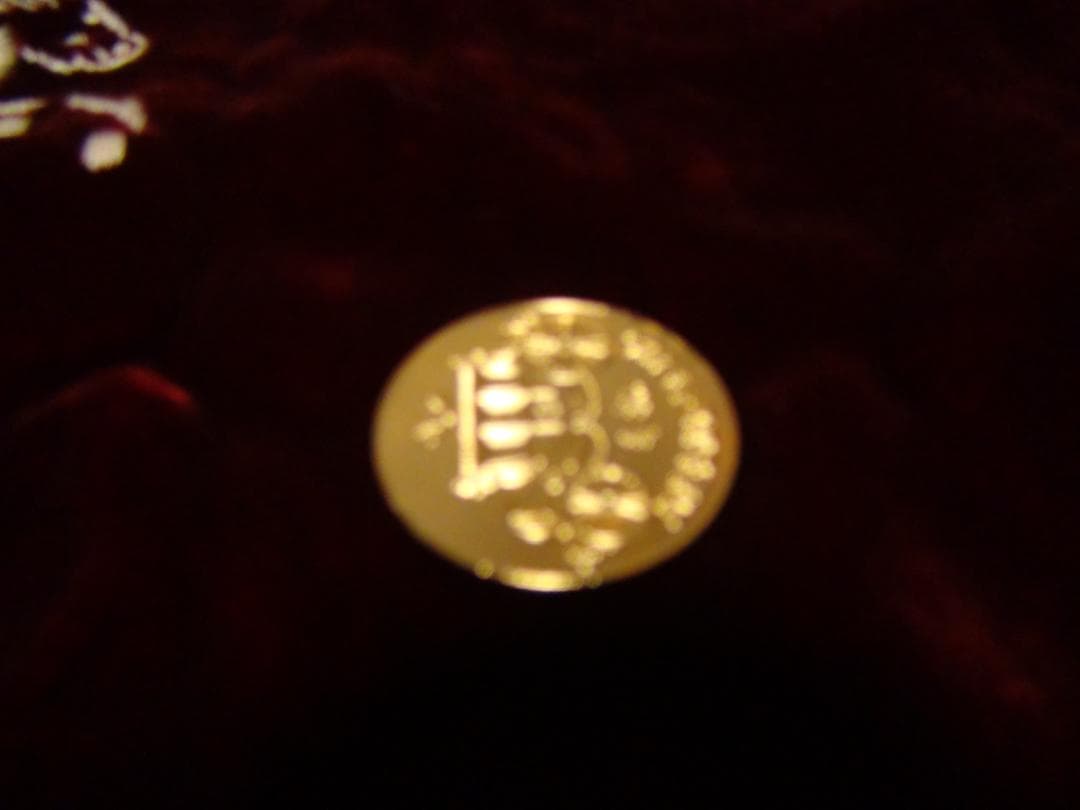 昭和天皇 御在位五十年記念メダル 新品未使用 !。