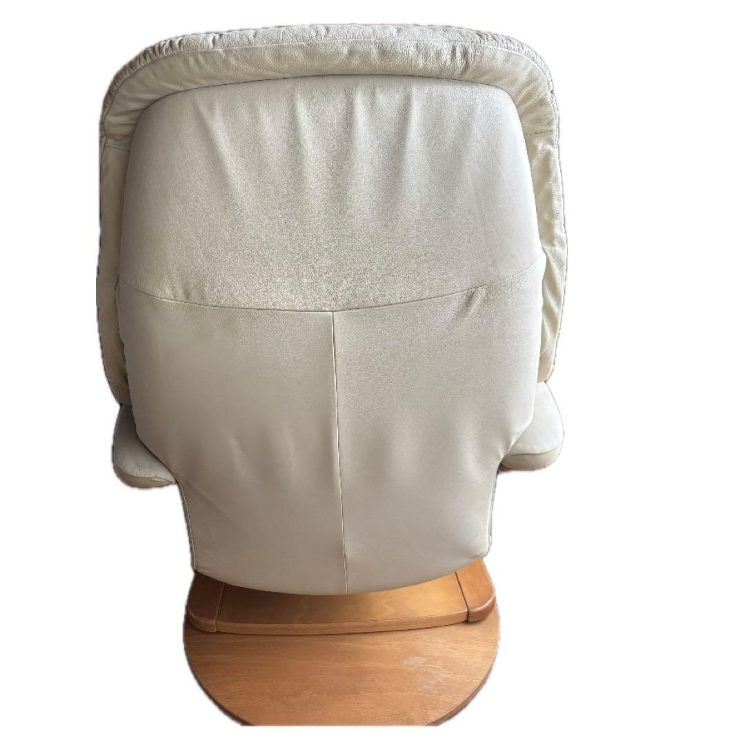 【オットマン】Hjellegjerde イエリアーダ社　本革リクライニングチェア