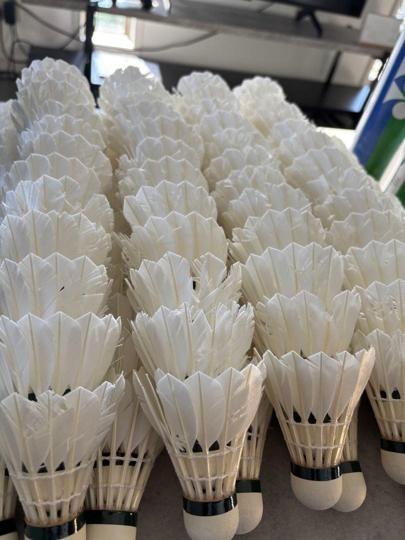 YONEX バドミント（ノックシャトル）エアロセンサ700