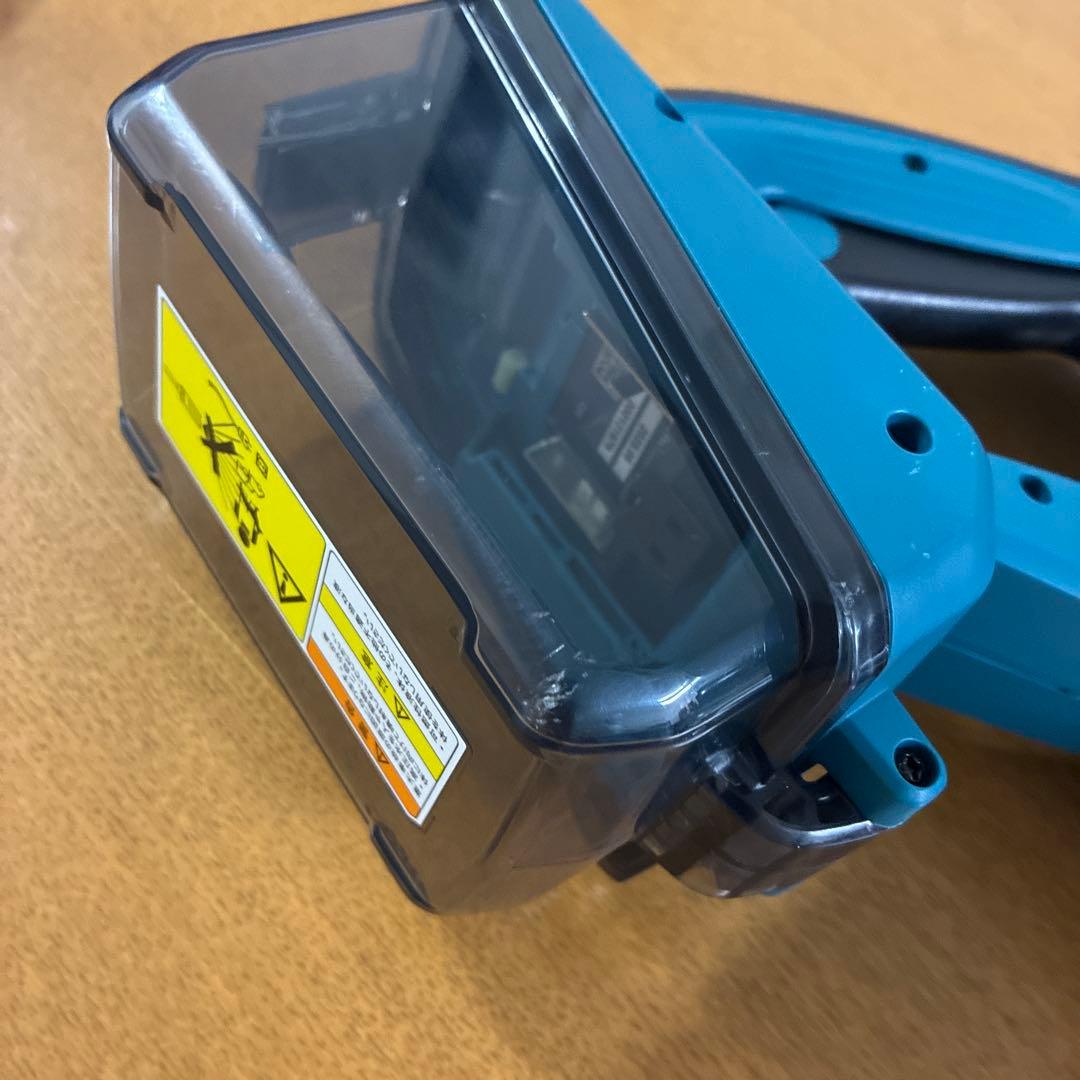 マキタ18V充電式洗浄機 MHW180D本体のみ