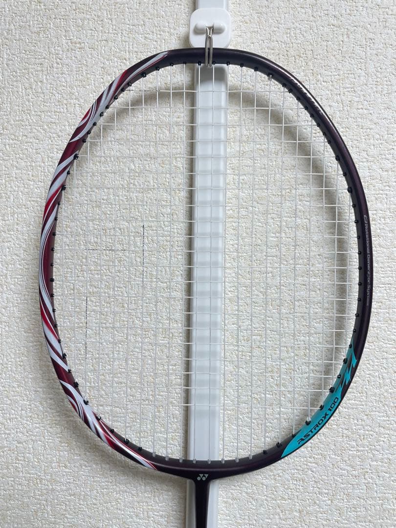 ヨネックスアストロクス100ZZクレナイ