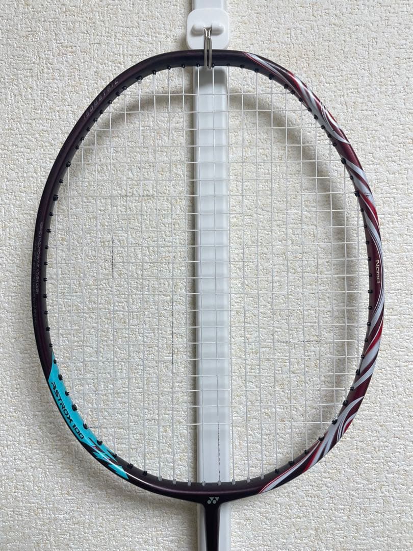 ヨネックスアストロクス100ZZクレナイ