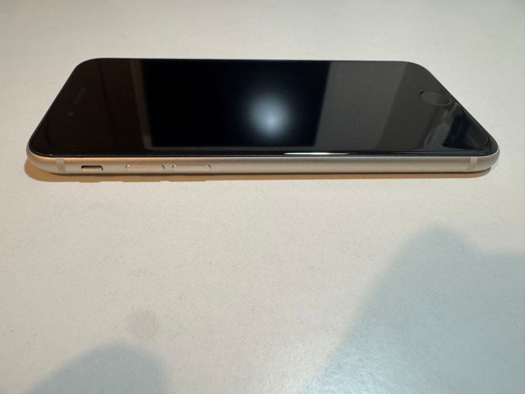 【消音】【海外】iPhone SE (第3世代) 128GB シャッター音無