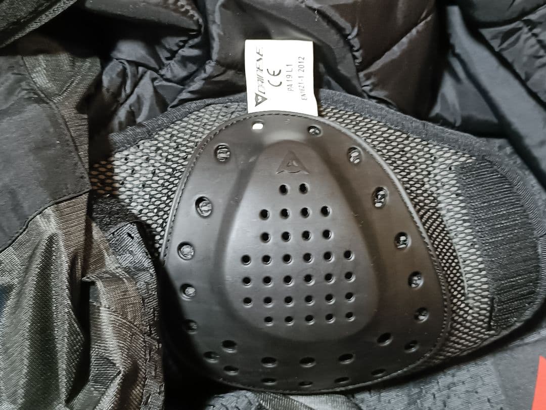 Dainese ジャケット 　訳あり　キルティングインナー付　オールシーズン