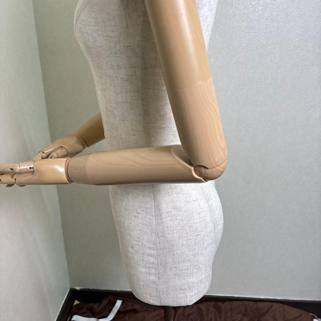 腕付き　腕可動式　マネキン 上半身用　女性 　腕付き 上半身 トルソー