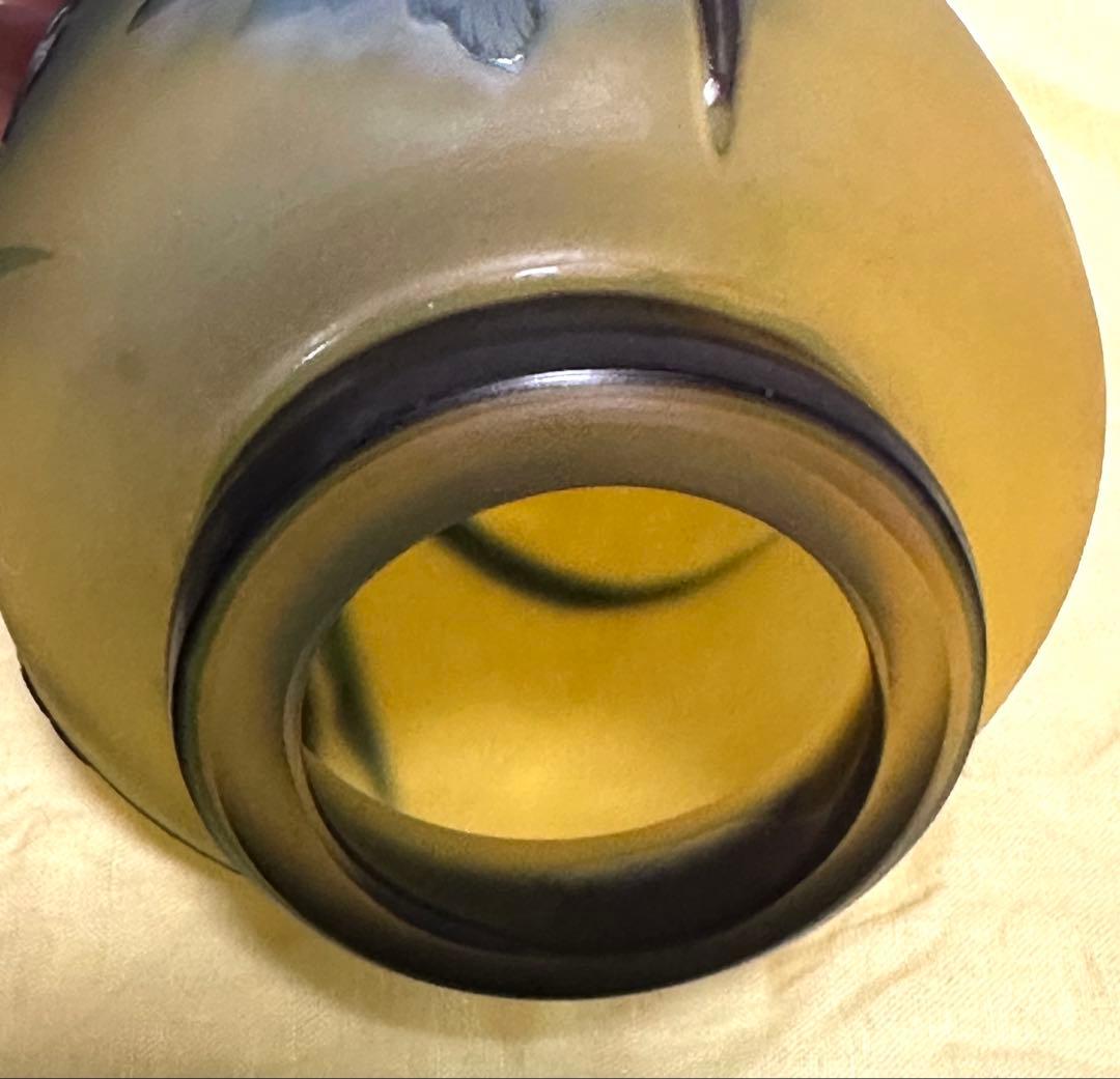 ガラス工芸作家　亀井治美　幻彩琳　水辺菖蒲文壺　真作保証