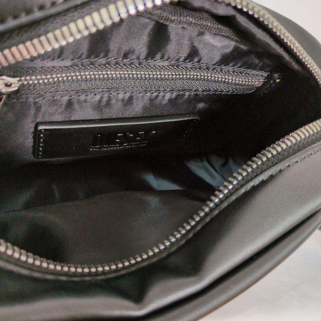 未使用✨　ディーゼル　ショルダーバッグ ロゴチャーム 2WAY　ブラック