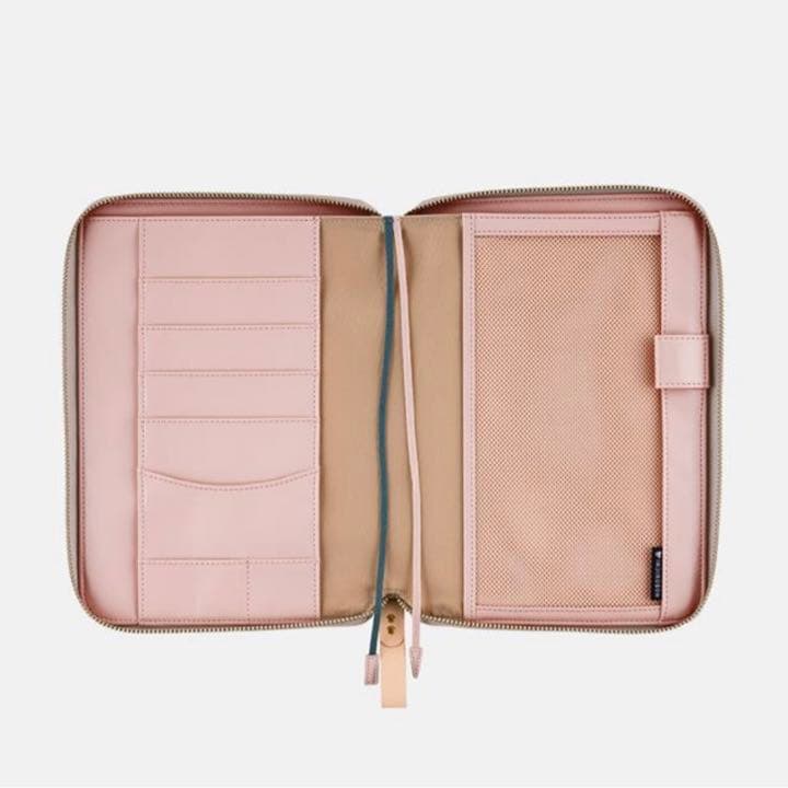 ミナペルホネンカズンカバー　2023年　chocho