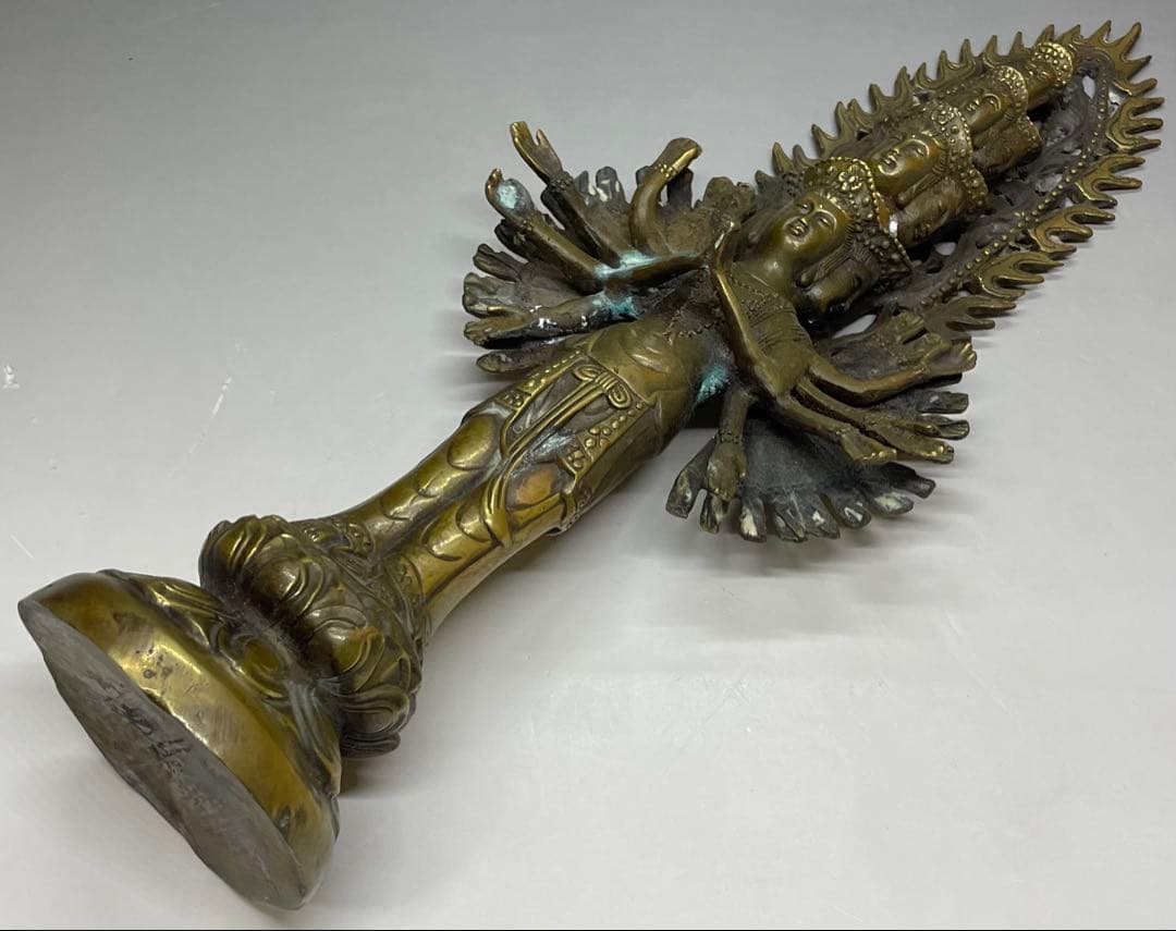 十一面千手千眼観世音菩薩　黄銅　病気平癒　延命長寿　開運　良縁　C2994